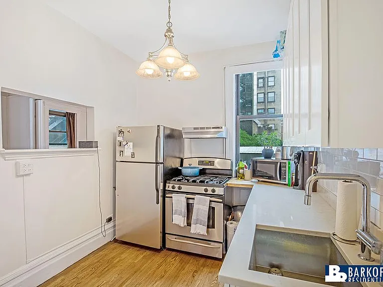 105 E 15th St #63 — Photo 12