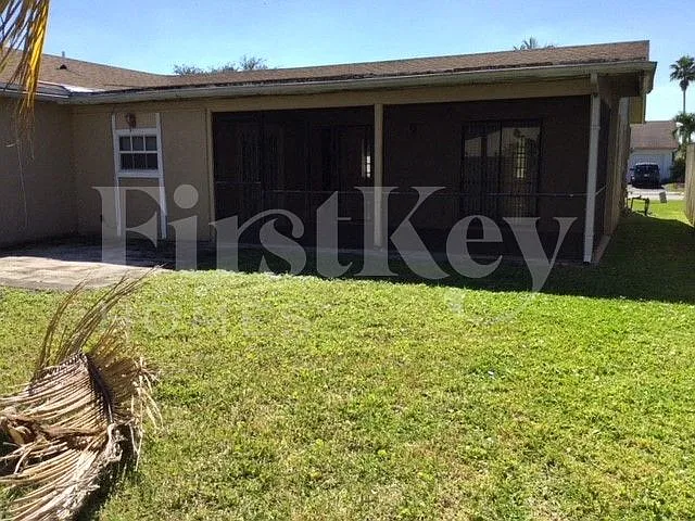 9703 NW 42nd Ct — Photo 25