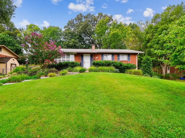 11512 Charlton Dr, Silver Spring, MD 20902