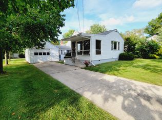 761 Rutledge St NE, Grand Rapids, MI 49525