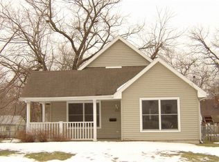 1826 Allison Ave, Des Moines, IA 50314