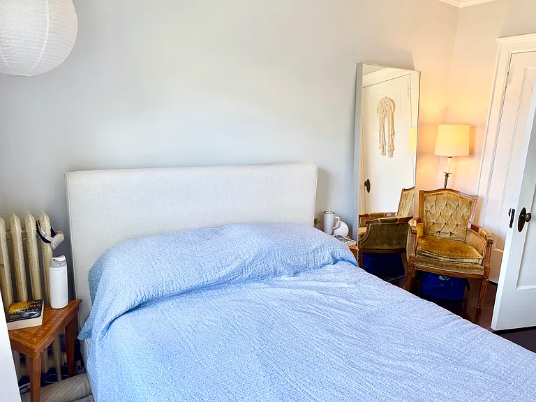 915 W Sheridan Rd #24 — Photo 4
