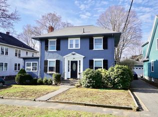 4 Endicott Ave, Marblehead, MA 01945