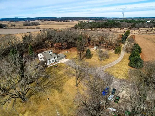 W8347 Thompson Road, Poynette, WI 53955
