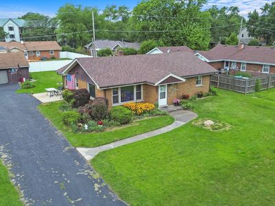 9412 S 77th Ave, Hickory Hills, IL, 60457