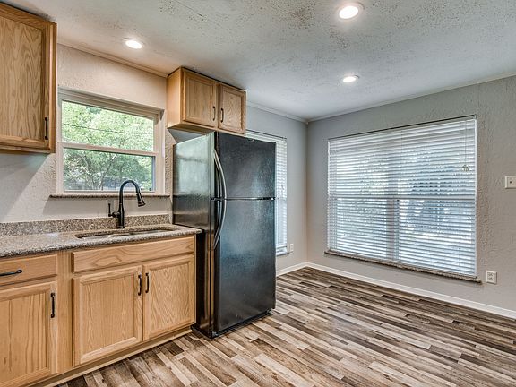 2nd image of 2131 Onetta Dr