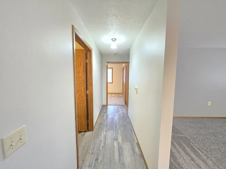 1805 S Bahnson Ave — Photo 7