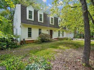 10802 Dayflower Ct, Reston, VA 20191
