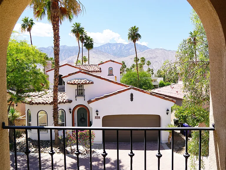 1816 Pintura Cir W — Photo 29