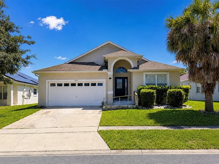 8105 Santee Dr — Photo 1
