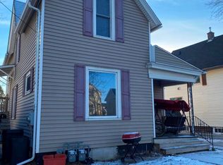1211 Hamilton St, Manitowoc, WI 54220