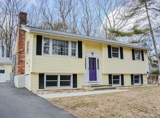24 Carriage Dr, Chelmsford, MA 01824