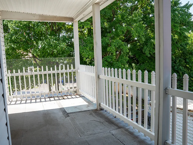 462 N Charlotte St #B — Photo 22