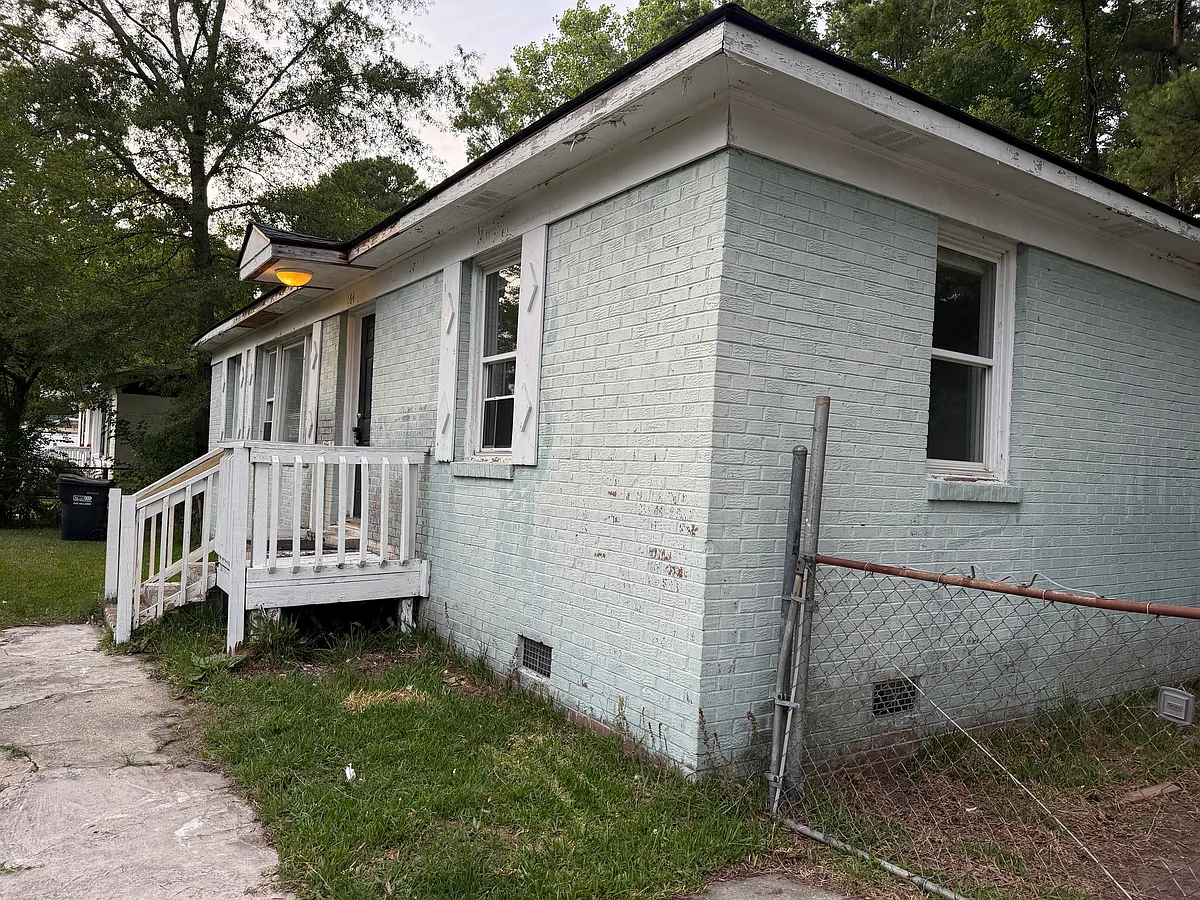 Building Photo - 164 Stratton Dr