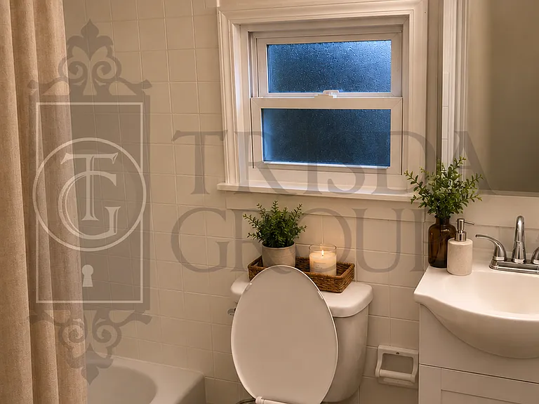2361 Bensonia Ave — Photo 13