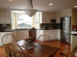 23 Spring Hill Rd, Annandale, NJ 08801