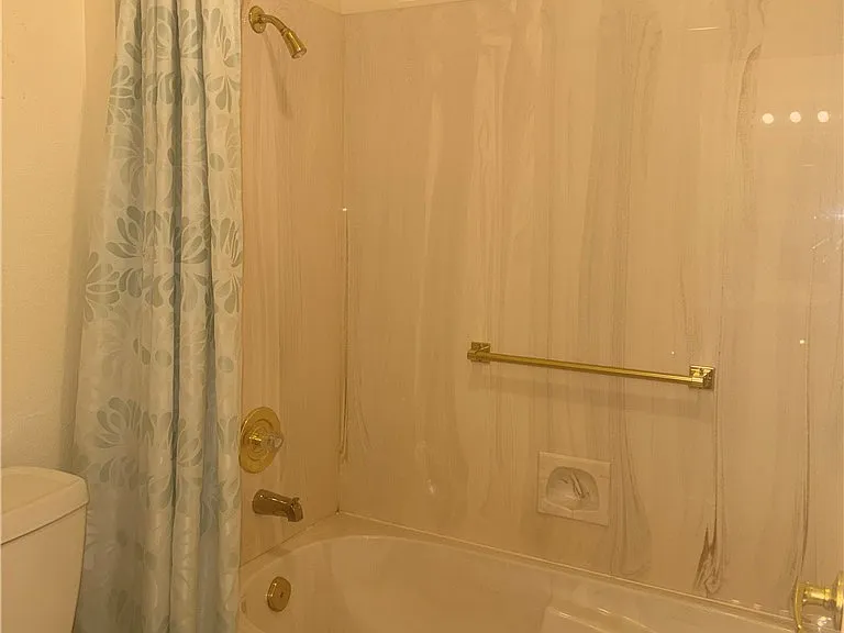 8900 Kingsmill Dr — Photo 32