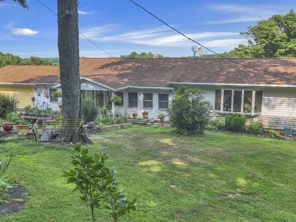 8879 National Rd, Thornville, OH 43076