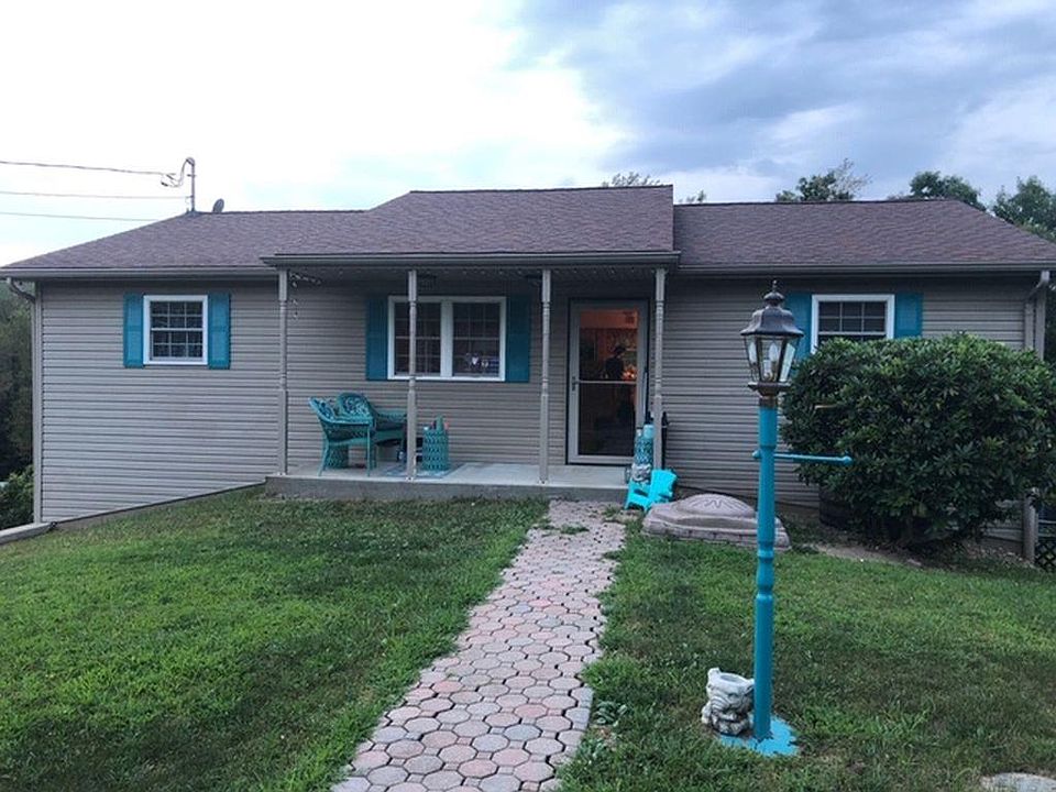 1st image of 230 Bonnie Beth Dr