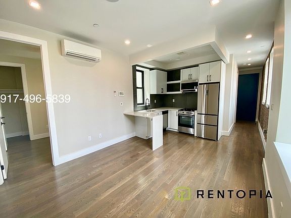 3rd image of 88 Manhattan Ave #404
