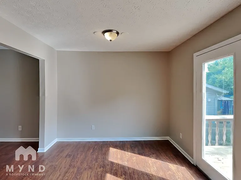 830 Upwoods Dr — Photo 6