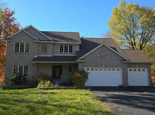 5887 Blackberry Bridge Path, Inver Grove Heights, MN 55076