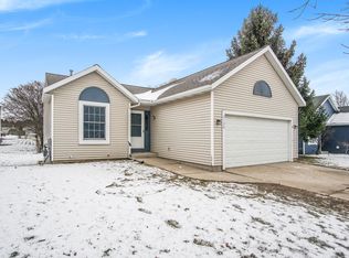 3136 Riley Ridge Rd, Holland, MI 49424