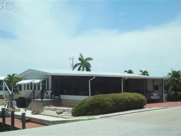 3042 Bowsprit Ln, Saint James City, FL 33956