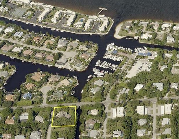 1st image of 655 Anchor Dr