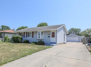 5703 54th Ave, Kenosha, WI 53144