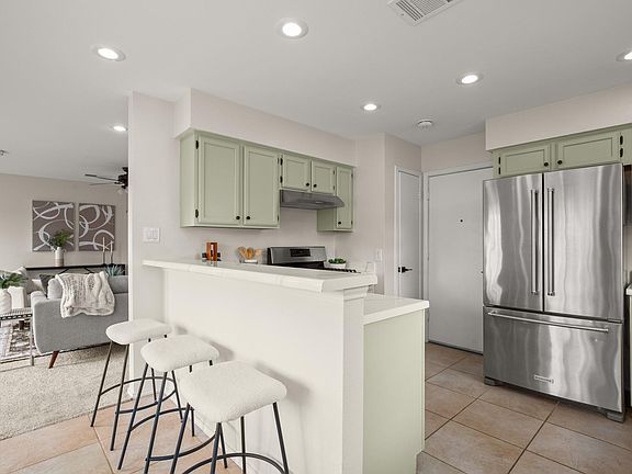 3rd image of 1302 Rambling Trl