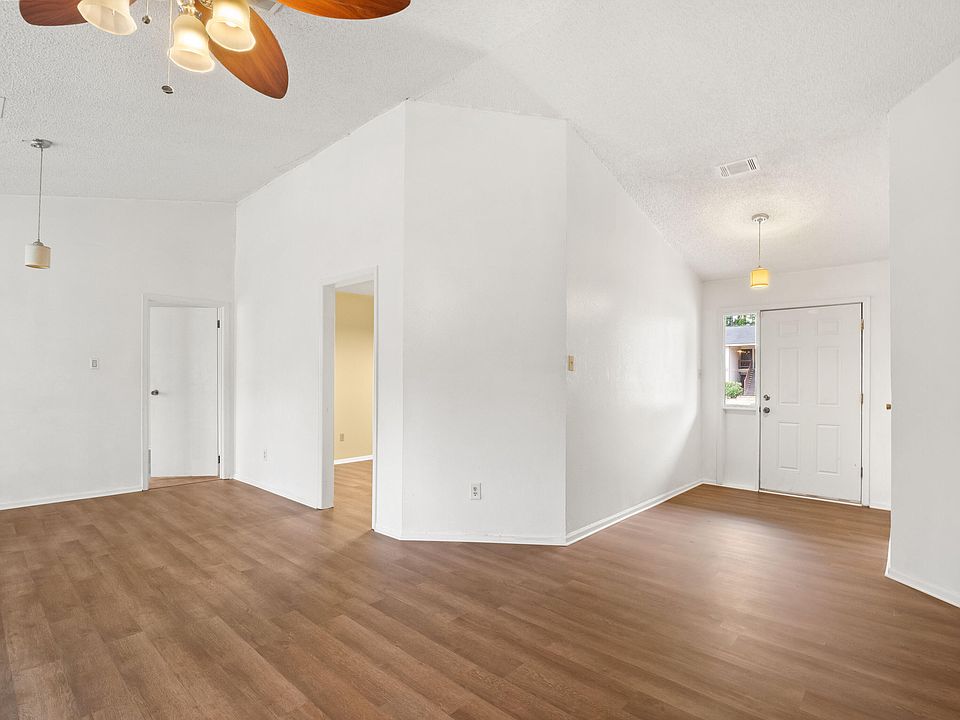 1609 Amour Dr, Leesville, LA 71446 MLS 20411 Zillow