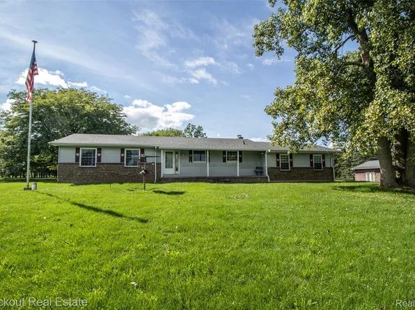 7050 Van Vleet Rd, Swartz Creek, MI 48473