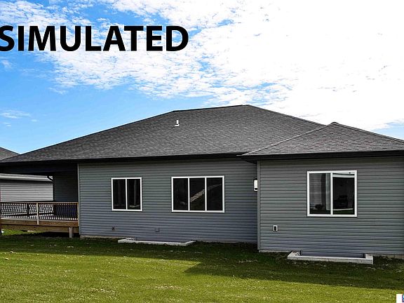 5th image of 409 Half Moon Dr