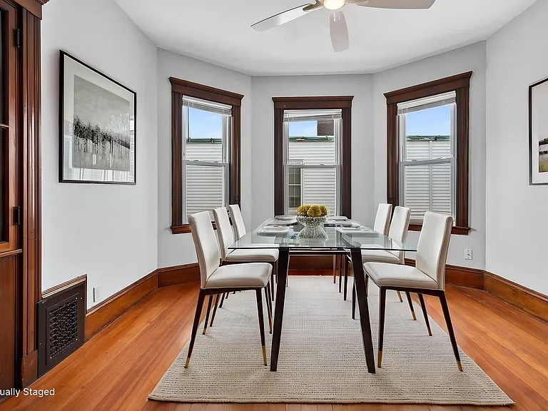 18 Gibson St #3 — Photo 15