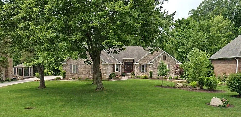 9172 Bluestone Cir photo 1