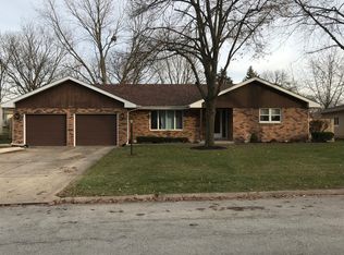 36 Castle Coombe Dr, Bourbonnais, IL