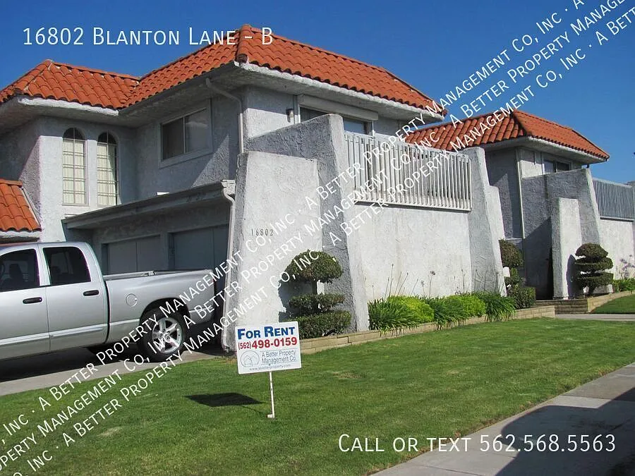 16802 Blanton Ln #B