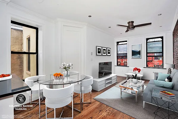 Rented by Coldwell Banker Warburg | media 7