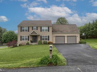 2 Freys Rd, Elizabethtown, PA 17022