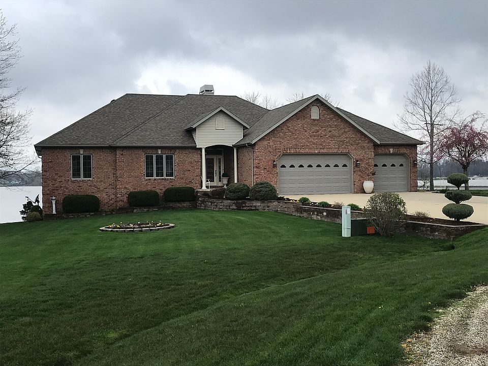 7 Oak Point, Neoga