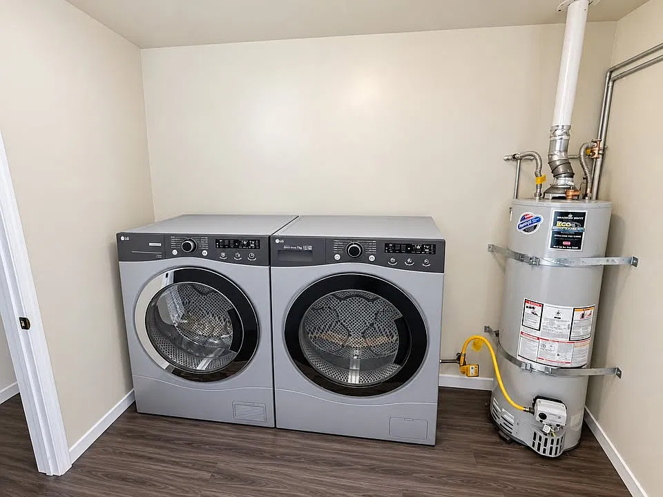 1 bed, $1,695 — Photo 3