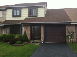 6 Forester Rd, Horsham, PA 19044