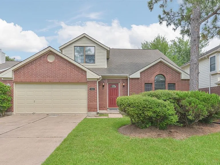 1222 Mabry Mill Rd — Photo 1