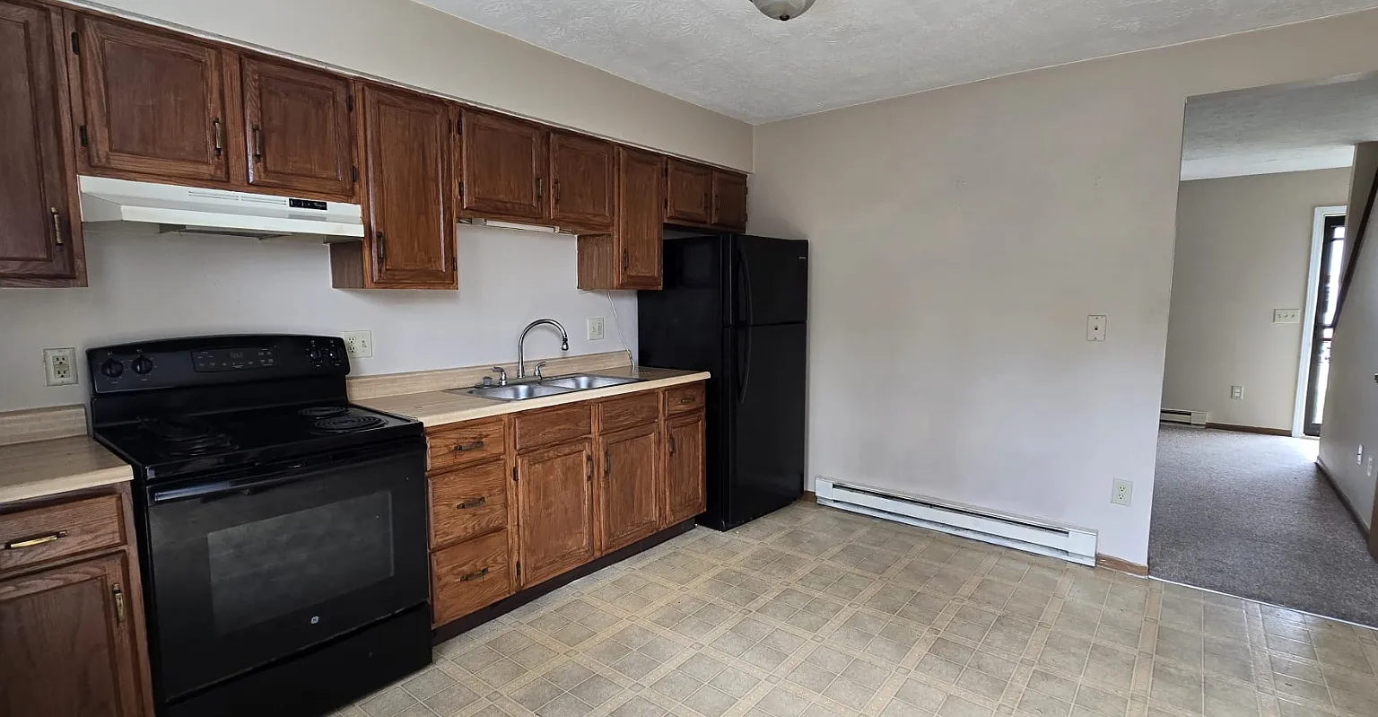 2 bed, 1.5 bath, 900 sqft, $950 — Photo 4