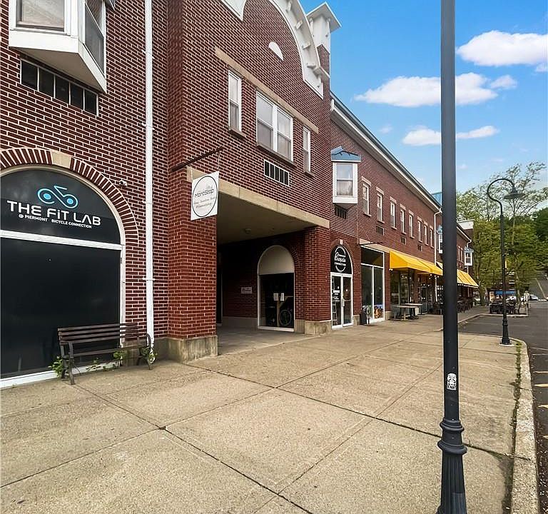 1st image of 317 Ash Street #17