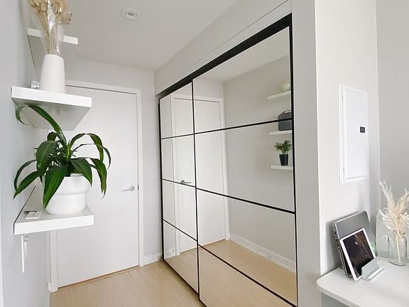 2nd image of 85 Queens Wharf Rd #2611