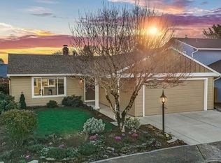 15800 SW Oak Meadow Ln, Tigard, OR 97224