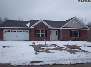16651 Wexford Ln, Middleburg Heights, OH 44130