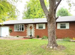 813 Fairway St, Bethalto, IL 62010